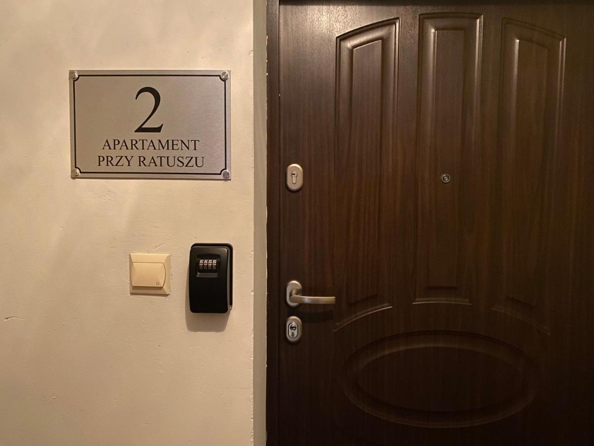 Apartament Przy Ratuszu 쿠드즈코 외부 사진