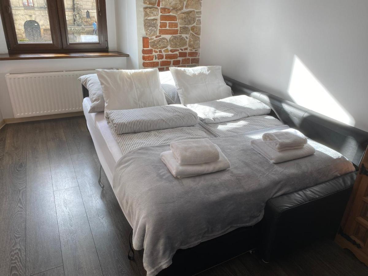 Apartament Przy Ratuszu 쿠드즈코 외부 사진