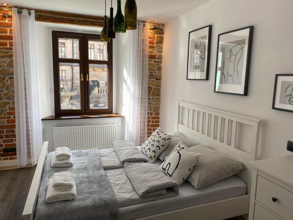 Apartament Przy Ratuszu 쿠드즈코 외부 사진
