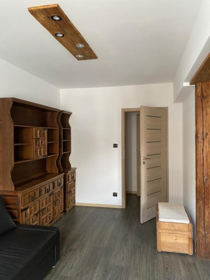 Apartament Przy Ratuszu 쿠드즈코 외부 사진