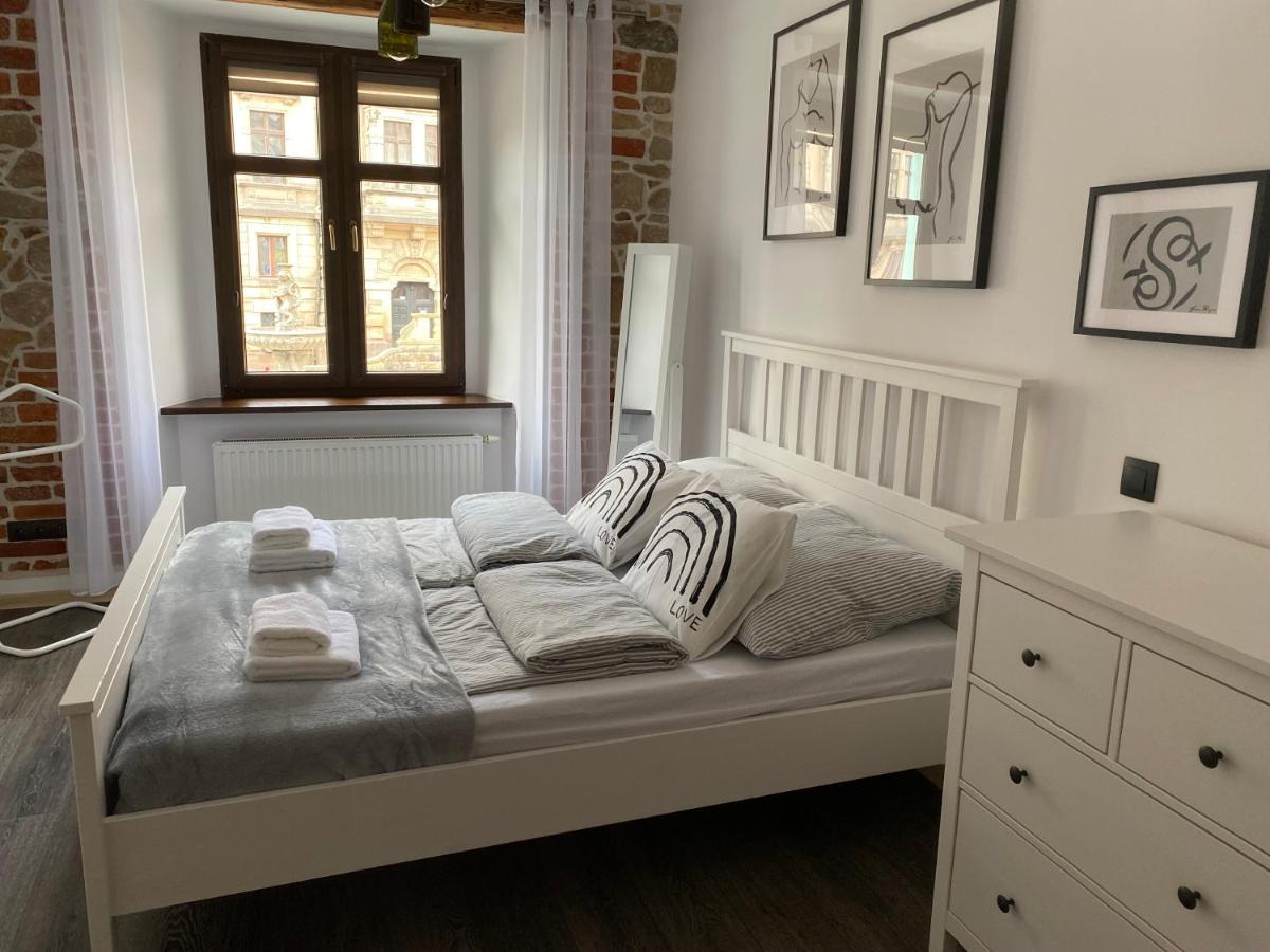 Apartament Przy Ratuszu 쿠드즈코 외부 사진