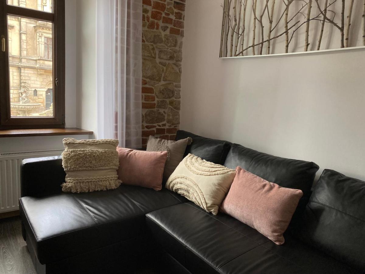 Apartament Przy Ratuszu 쿠드즈코 외부 사진