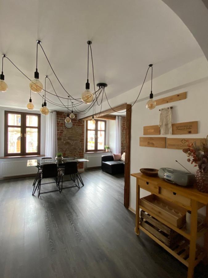 Apartament Przy Ratuszu 쿠드즈코 외부 사진