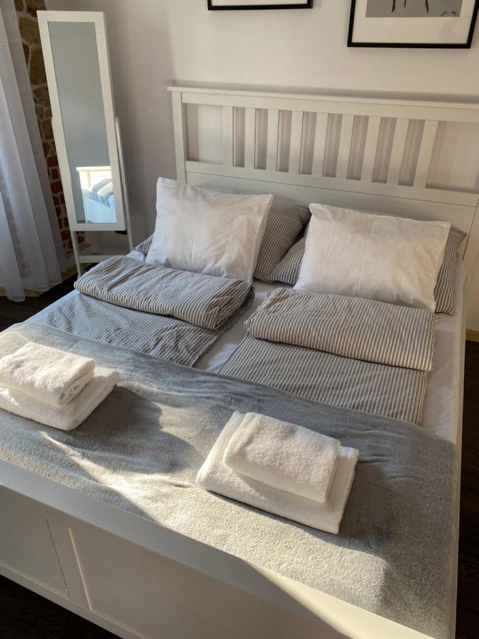 Apartament Przy Ratuszu 쿠드즈코 외부 사진